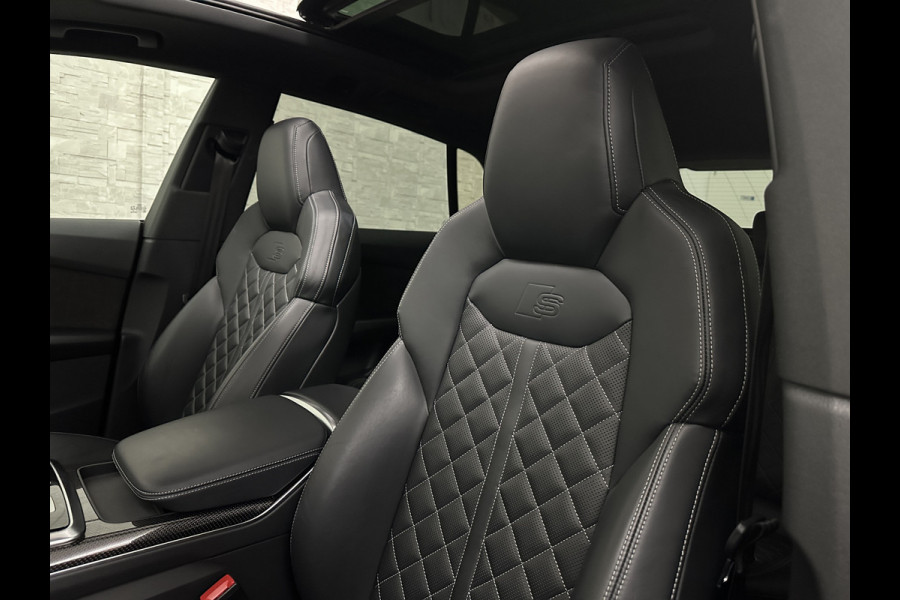 Audi Q8 SQ8 4.0 V8 | RS-Stoelen | Panorama | Massage | Ventilatie | 23'' | B&O Sound | Trekhaak | Bovag Garantie | Carbon | Luchtvering | Black-Optic | Nw.Pr, 220733,=  | Memory | Leder | Matrix-LED | Carplay | 57800,= ex bpm en btw export | BTW Auto 81300,= ex btw.