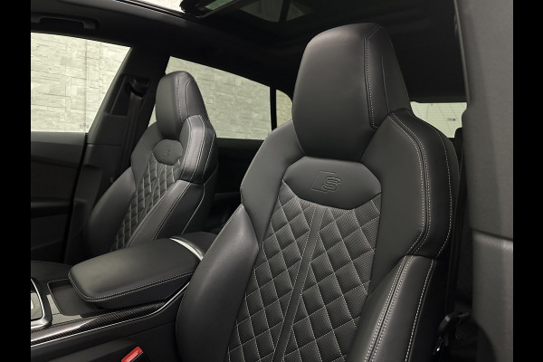 Audi Q8 SQ8 4.0 V8 | RS-Stoelen | Panorama | Massage | Ventilatie | 23'' | B&O Sound | Trekhaak | Bovag Garantie | Carbon | Luchtvering | Black-Optic | Nw.Pr, 220733,=  | Memory | Leder | Matrix-LED | Carplay | 57800,= ex bpm en btw export | BTW Auto 81300,= ex btw.