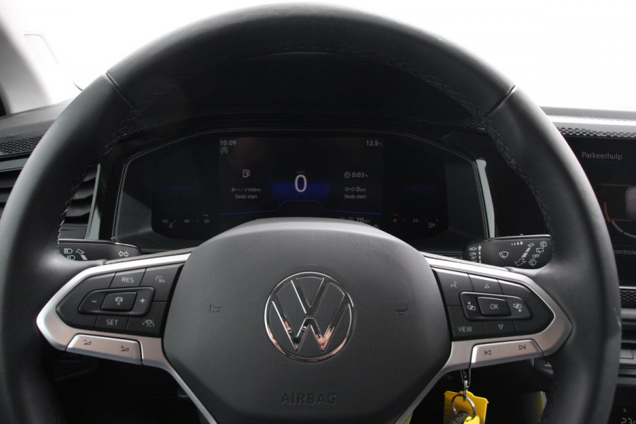 Volkswagen Polo 1.0 TSI Life Navigatie Climate Control Adaptive Cruise Control Lane/Side Assist Camera Licht + Zichtpakket Stoelverwarming Apple Carplay /Android Auto