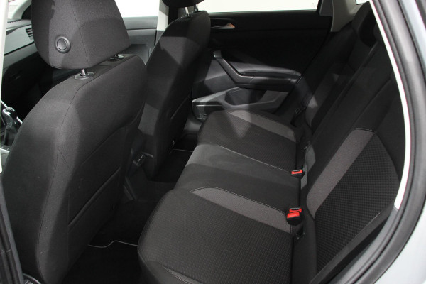 Volkswagen Polo 1.0 TSI Life Navigatie Climate Control Adaptive Cruise Control Lane/Side Assist Camera Licht + Zichtpakket Stoelverwarming Apple Carplay /Android Auto