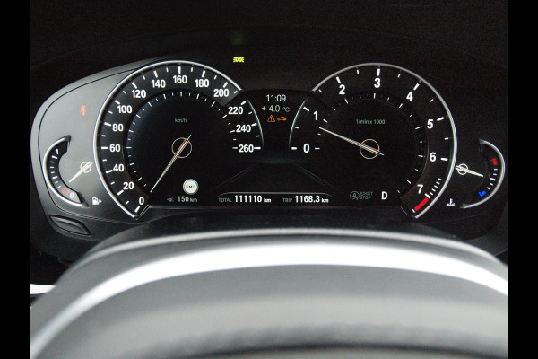 BMW 5 Serie 530i High Executive | M-Pakket | Camera | Sfeerverlichting | Automaat | NL-Auto |