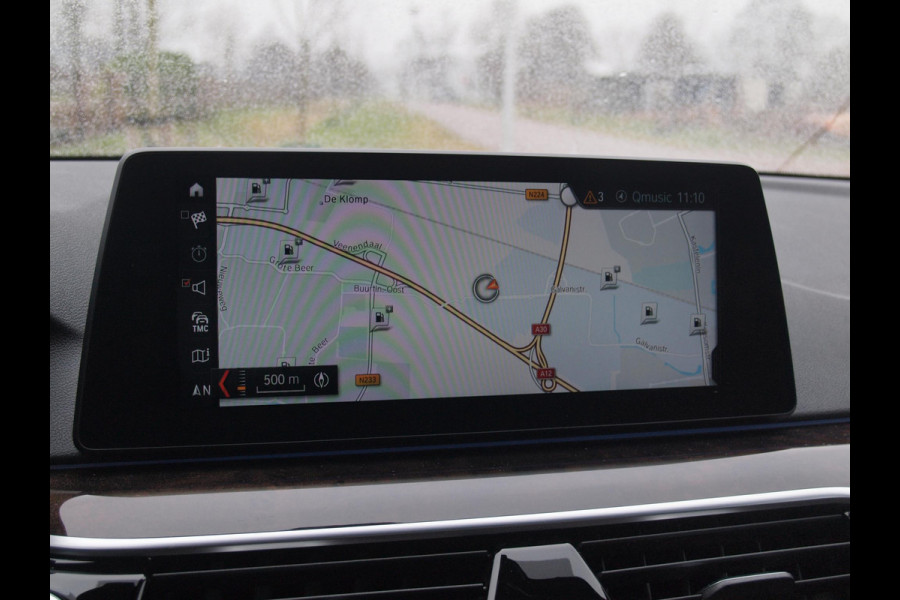 BMW 5 Serie 530i High Executive | M-Pakket | Camera | Sfeerverlichting | Automaat | NL-Auto |