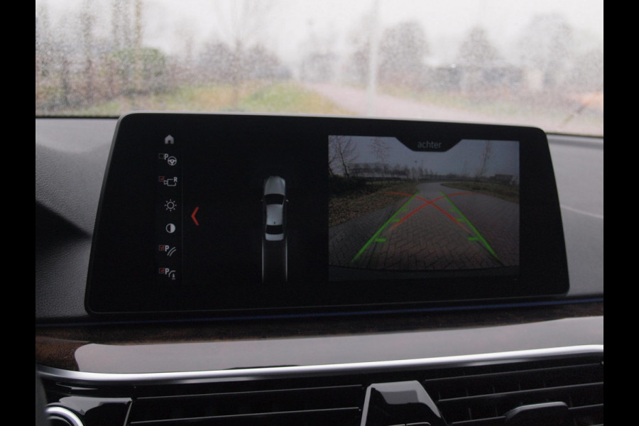 BMW 5 Serie 530i High Executive | M-Pakket | Camera | Sfeerverlichting | Automaat | NL-Auto |