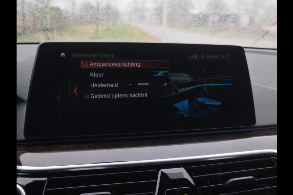 BMW 5 Serie 530i High Executive | M-Pakket | Camera | Sfeerverlichting | Automaat | NL-Auto |