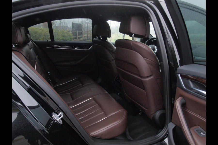 BMW 5 Serie 530i High Executive | M-Pakket | Camera | Sfeerverlichting | Automaat | NL-Auto |
