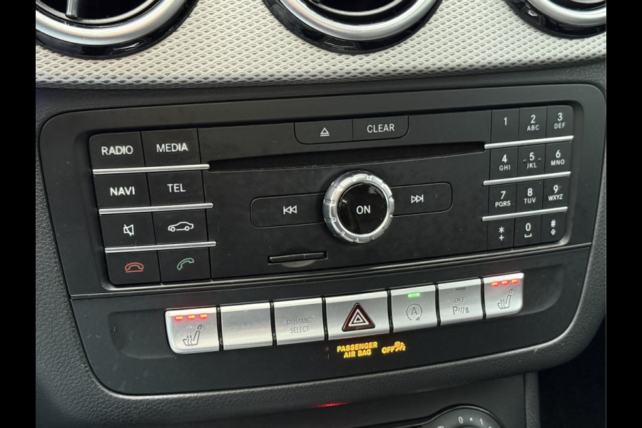 Mercedes-Benz B-Klasse BWJ 2018 | 200 Ambition 157PK AUTOMAAT | TREKHAAK | LEER | 2X PANO DAK | PDC 2X | NAVI | CLIMA | STOELVERW | CRUISE