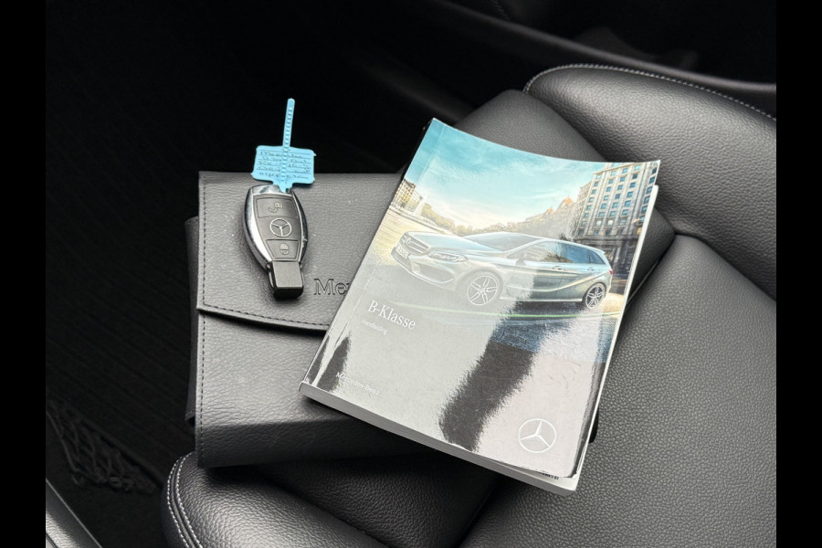 Mercedes-Benz B-Klasse BWJ 2018 | 200 Ambition 157PK AUTOMAAT | TREKHAAK | LEER | 2X PANO DAK | PDC 2X | NAVI | CLIMA | STOELVERW | CRUISE