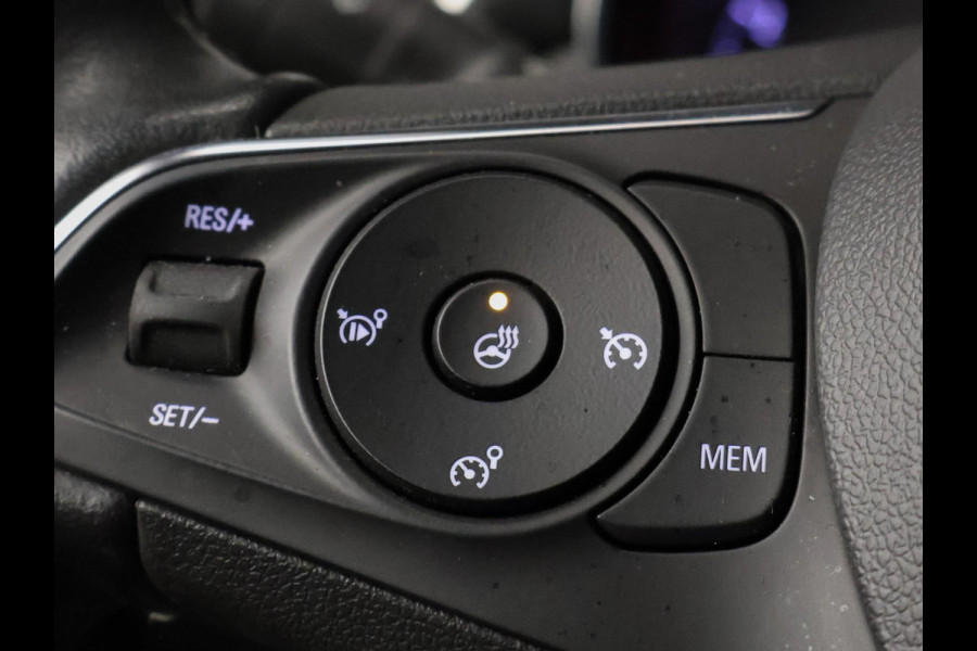 Opel Crossland 1.2 Turbo Level 4 Sport (APPLE CARPLAY,NAVI,CAMERA,PDC,STOEL/STUURVERWARMING,CLIMATE,CRUISE,SPORTSTOELEN,LM VELGEN)