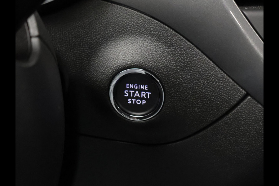 Opel Crossland 1.2 Turbo Level 4 Sport (APPLE CARPLAY,NAVI,CAMERA,PDC,STOEL/STUURVERWARMING,CLIMATE,CRUISE,SPORTSTOELEN,LM VELGEN)