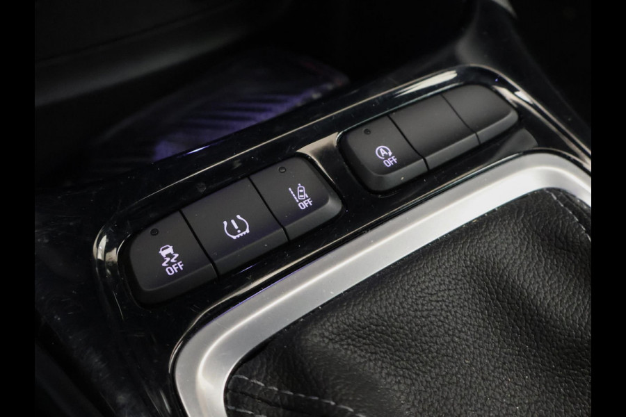 Opel Crossland 1.2 Turbo Level 4 Sport (APPLE CARPLAY,NAVI,CAMERA,PDC,STOEL/STUURVERWARMING,CLIMATE,CRUISE,SPORTSTOELEN,LM VELGEN)