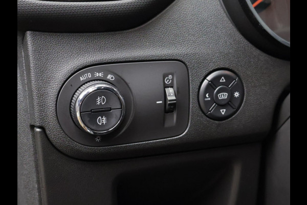 Opel Crossland 1.2 Turbo Level 4 Sport (APPLE CARPLAY,NAVI,CAMERA,PDC,STOEL/STUURVERWARMING,CLIMATE,CRUISE,SPORTSTOELEN,LM VELGEN)