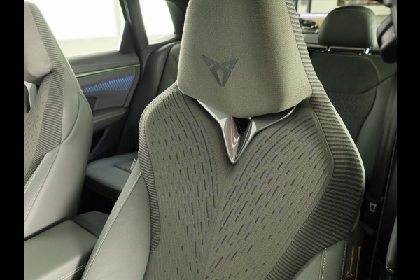 CUPRA Terramar 1.5 TSI e-Hybrid VZ Tribe Edition 272PK | Matte Lak | 20 Inch | Trekhaak | Matrix Koplampen | Panoramadak | 20 Inch | 360 Camera |