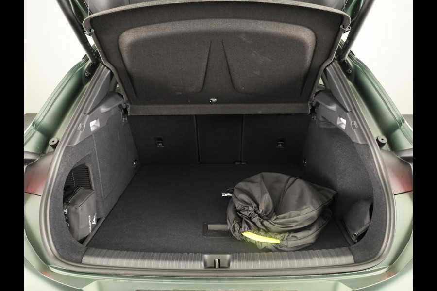 CUPRA Terramar 1.5 TSI e-Hybrid VZ Tribe Edition 272PK | Matte Lak | 20 Inch | Trekhaak | Matrix Koplampen | Panoramadak | 20 Inch | 360 Camera |