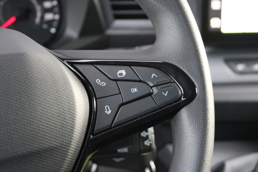 Renault Master T35 2.0 dCi 130 L2H2 Advance 130pk - Camera - Blindspot - Voorruit verwarming - Trekhaak - Carplay - Cruise - LED - Rijklaar