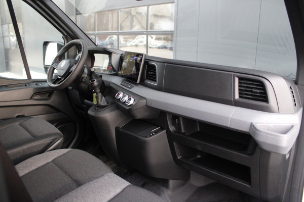 Renault Master T35 2.0 dCi 130 L2H2 Advance 130pk - Camera - Blindspot - Voorruit verwarming - Trekhaak - Carplay - Cruise - LED - Rijklaar