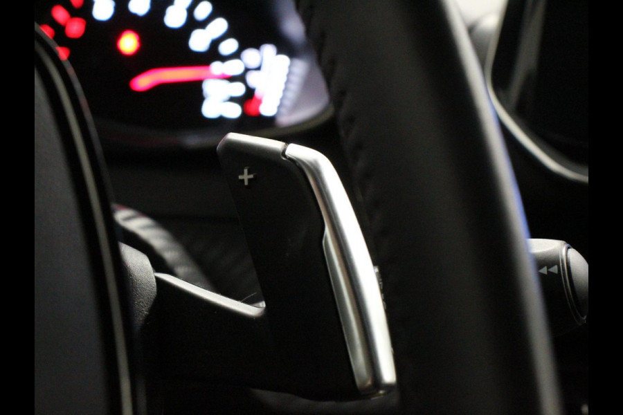 Peugeot 2008 1.2 PureTech 130pk Automaat Active Pack | Trekhaak | Climate Control | Navigatie | Cruise Control |Full LED | PDC Achter