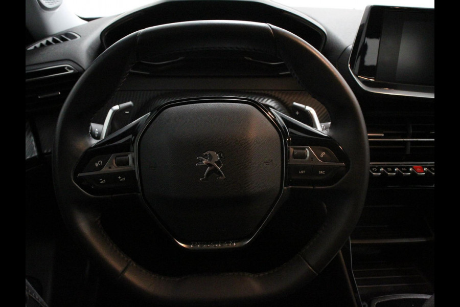 Peugeot 2008 1.2 PureTech 130pk Automaat Active Pack | Trekhaak | Climate Control | Navigatie | Cruise Control |Full LED | PDC Achter