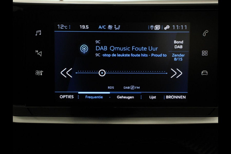 Peugeot 2008 1.2 PureTech 130pk Automaat Active Pack | Trekhaak | Climate Control | Navigatie | Cruise Control |Full LED | PDC Achter