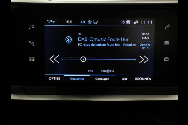 Peugeot 2008 1.2 PureTech 130pk Automaat Active Pack | Trekhaak | Climate Control | Navigatie | Cruise Control |Full LED | PDC Achter