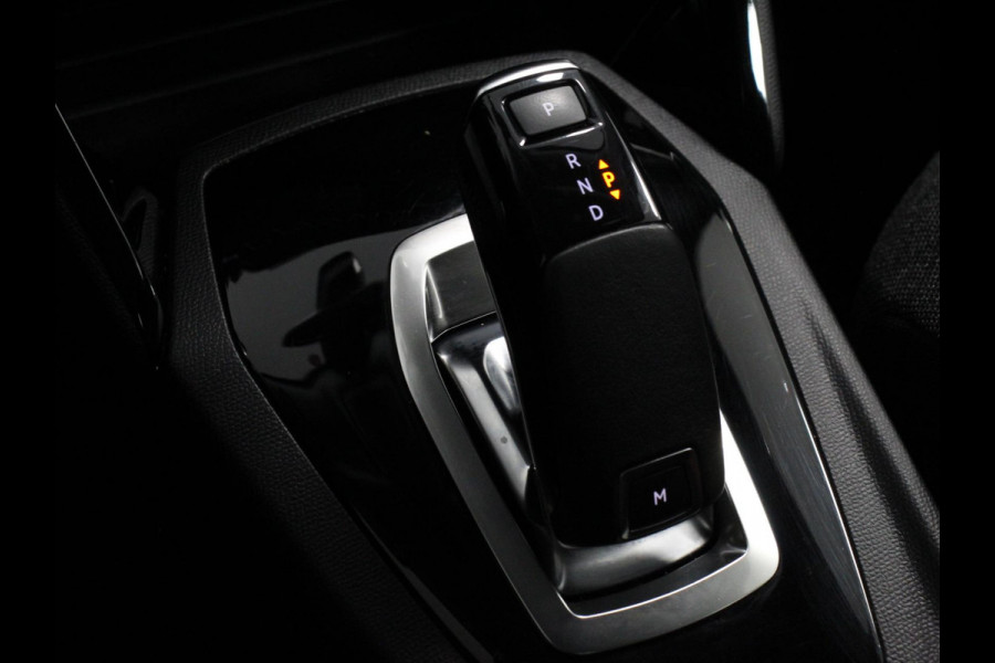 Peugeot 2008 1.2 PureTech 130pk Automaat Active Pack | Trekhaak | Climate Control | Navigatie | Cruise Control |Full LED | PDC Achter