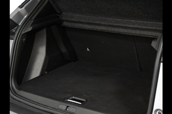 Peugeot 2008 1.2 PureTech 130pk Automaat Active Pack | Trekhaak | Climate Control | Navigatie | Cruise Control |Full LED | PDC Achter