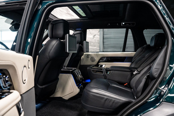 Land Rover Range Rover 2.0 P400e LWB Autobiography *Meridian / Panorama / Rear-seat entertainment / Stoelmassage + ventilatie / Memory / HUD*