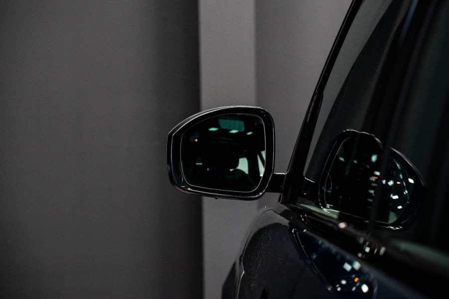 Land Rover Range Rover 2.0 P400e LWB Autobiography *Meridian / Panorama / Rear-seat entertainment / Stoelmassage + ventilatie / Memory / HUD*