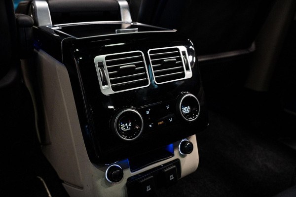 Land Rover Range Rover 2.0 P400e LWB Autobiography *Meridian / Panorama / Rear-seat entertainment / Stoelmassage + ventilatie / Memory / HUD*