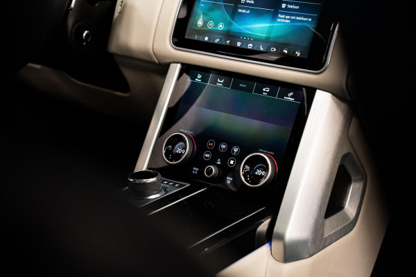 Land Rover Range Rover 2.0 P400e LWB Autobiography *Meridian / Panorama / Rear-seat entertainment / Stoelmassage + ventilatie / Memory / HUD*