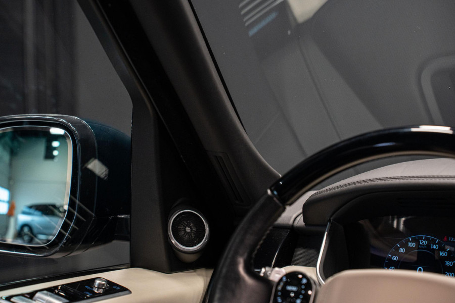 Land Rover Range Rover 2.0 P400e LWB Autobiography *Meridian / Panorama / Rear-seat entertainment / Stoelmassage + ventilatie / Memory / HUD*