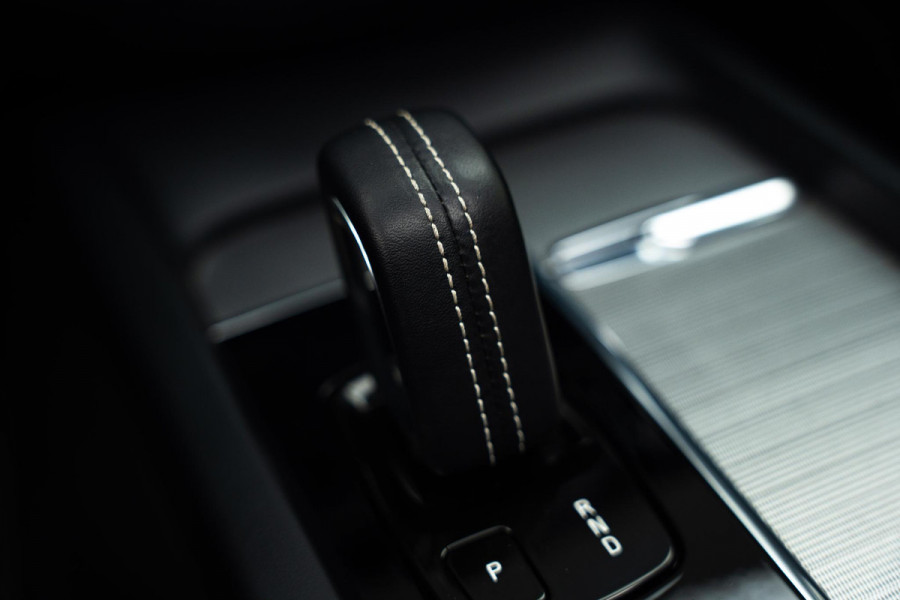 Volvo S60 2.0 B4 R-Design |Pano|H&K|Heico Tuning|Dodehoek|Stuur/Stoelverwarming|