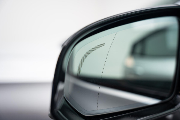 Volvo S60 2.0 B4 R-Design |Pano|H&K|Heico Tuning|Dodehoek|Stuur/Stoelverwarming|