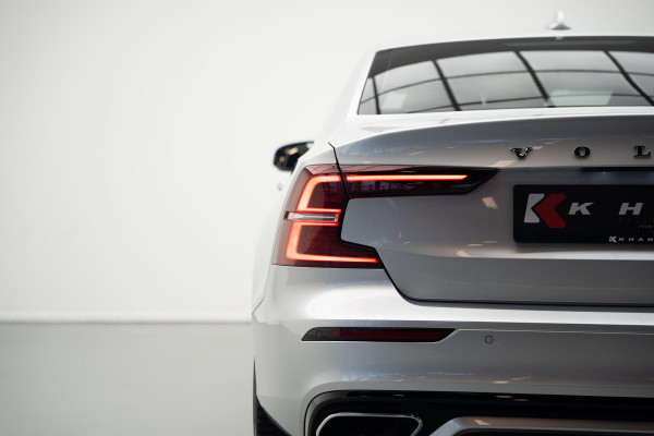 Volvo S60 2.0 B4 R-Design |Pano|H&K|Heico Tuning|Dodehoek|Stuur/Stoelverwarming|