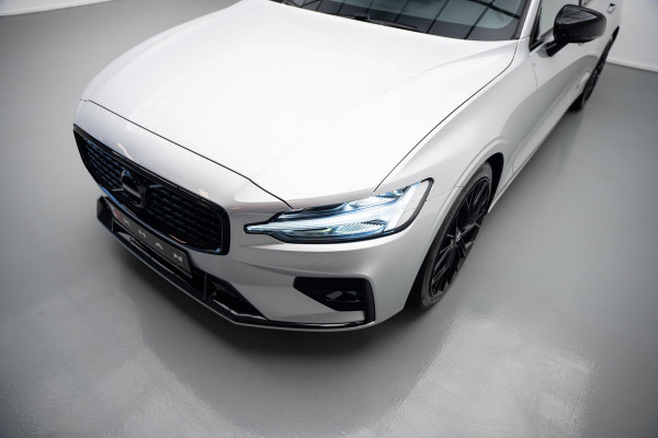 Volvo S60 2.0 B4 R-Design |Pano|H&K|Heico Tuning|Dodehoek|Stuur/Stoelverwarming|