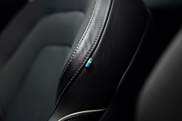 Volvo S60 2.0 B4 R-Design |Pano|H&K|Heico Tuning|Dodehoek|Stuur/Stoelverwarming|