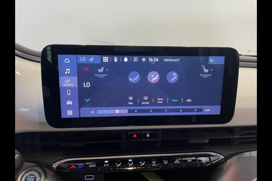 Fiat 500E Comfort Style 3+1 42 kWh 244km actieradius Navigatie Apple Carplay/Android Auto Camera Parkeersensoren Blind Spot Assist Stoelverwarming Lichtmetalen velgen Ledverlichting Climate Control