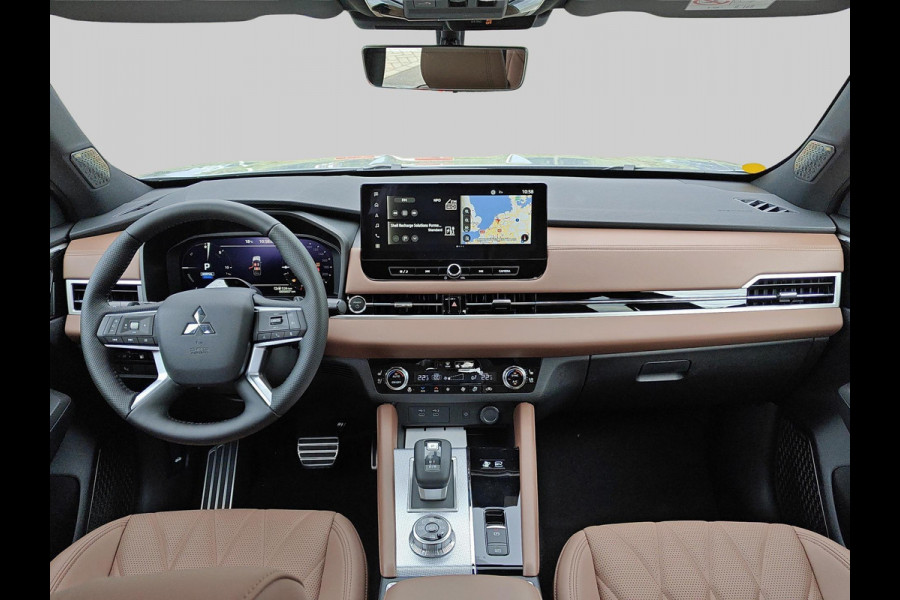 Mitsubishi Outlander 2.4 PHEV Instyle+ Tot € 6.5000,- VOORDEEL!