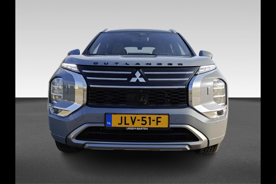 Mitsubishi Outlander 2.4 PHEV Instyle+ Tot € 6.5000,- VOORDEEL!