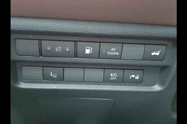 Mitsubishi Outlander 2.4 PHEV Instyle+ Tot € 6.5000,- VOORDEEL!