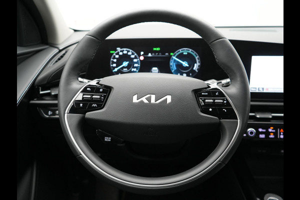 Kia Niro 1.6 GDi DynamicLine Plug In Hybrid 182pk Dealer O.H. PHEV | Adaptive Cruise | Camera | Sfeerverlichting | Apple Carplay | Sportstoelen & Stuur Verwarmd | Widescreen Navi | Keyless | LED Koplampen | DAB |