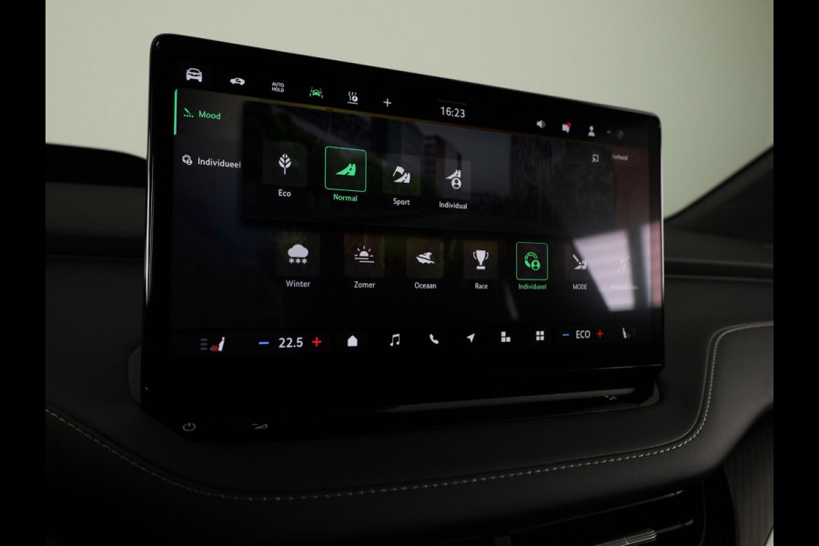 Škoda Enyaq 85 Sportline 286 pk 21 inch | Head up | Lightband | Blind spot | Adaptive Cruise | Panoramadak