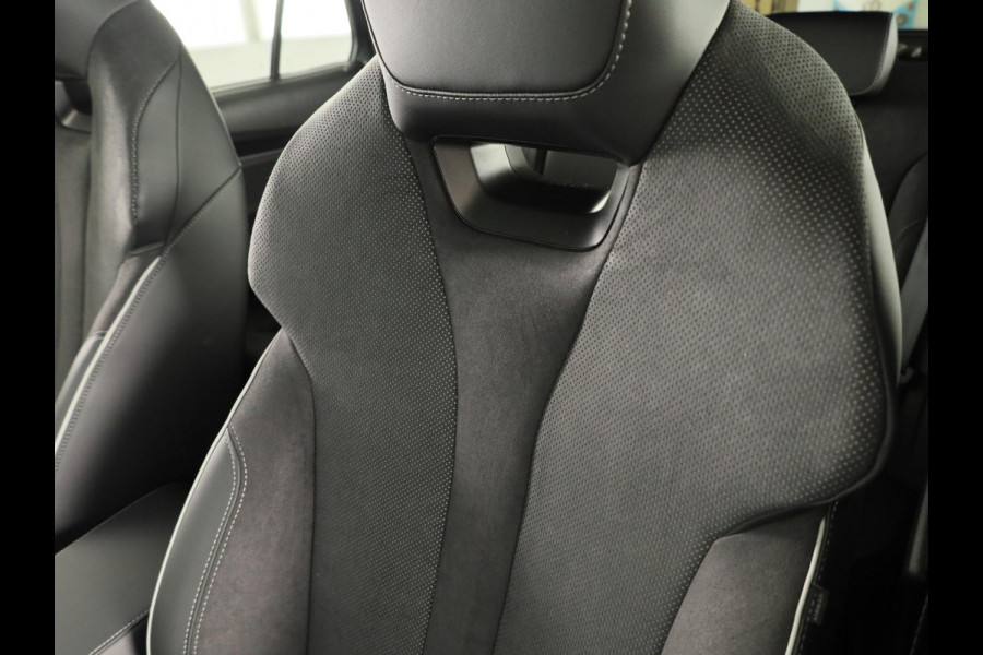 Škoda Enyaq 60 Sportline 204pk | Panoramadak | Adaptive Cruise | Blind Sot | Elek. stoel | Stuurverwarming | Stoelverwarming