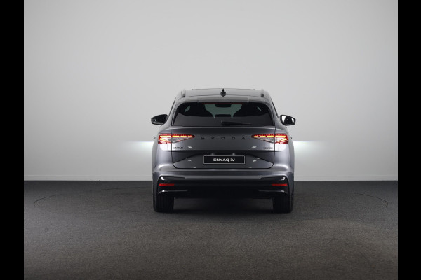 Škoda Enyaq 60 Sportline 204pk | Panoramadak | Adaptive Cruise | Blind Sot | Elek. stoel | Stuurverwarming | Stoelverwarming