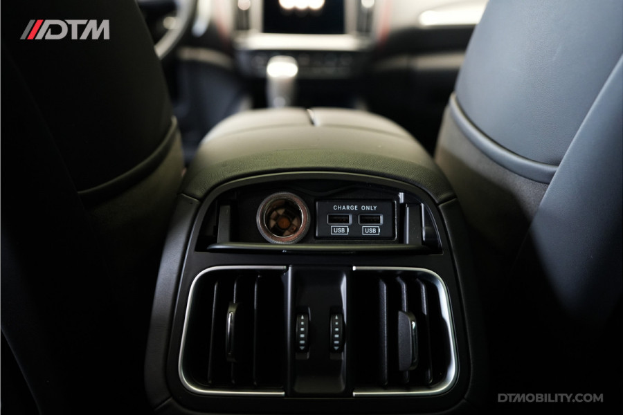 Maserati Levante 3.0 V6 Modena S | Panoramadak | Harman/Kardon | Trekhaak