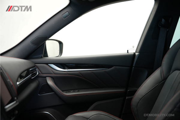 Maserati Levante 3.0 V6 Modena S | Panoramadak | Harman/Kardon | Trekhaak