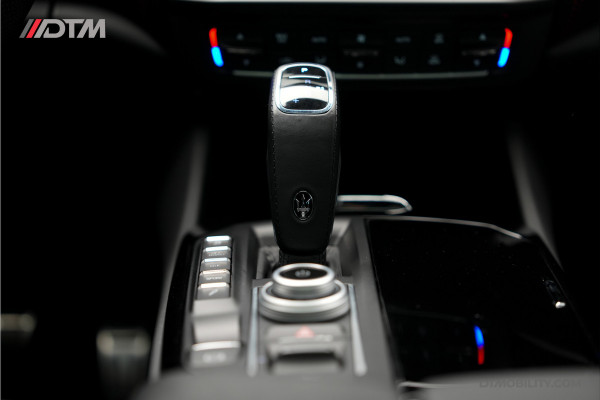 Maserati Levante 3.0 V6 Modena S | Panoramadak | Harman/Kardon | Trekhaak