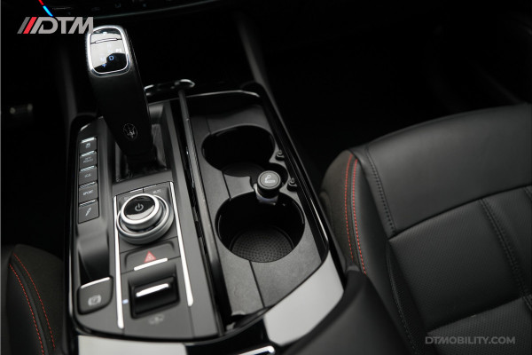 Maserati Levante 3.0 V6 Modena S | Panoramadak | Harman/Kardon | Trekhaak