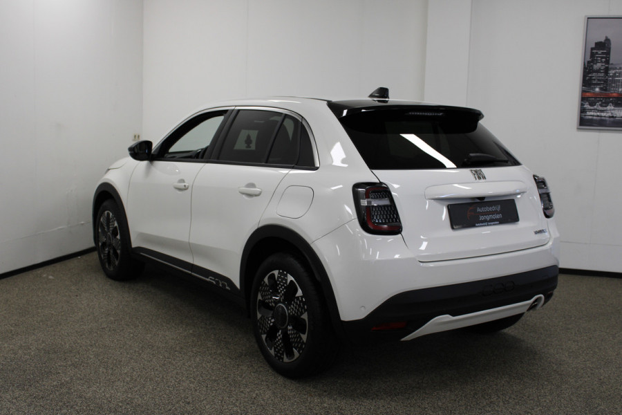 Fiat 600 1.2 Hybrid La Prima