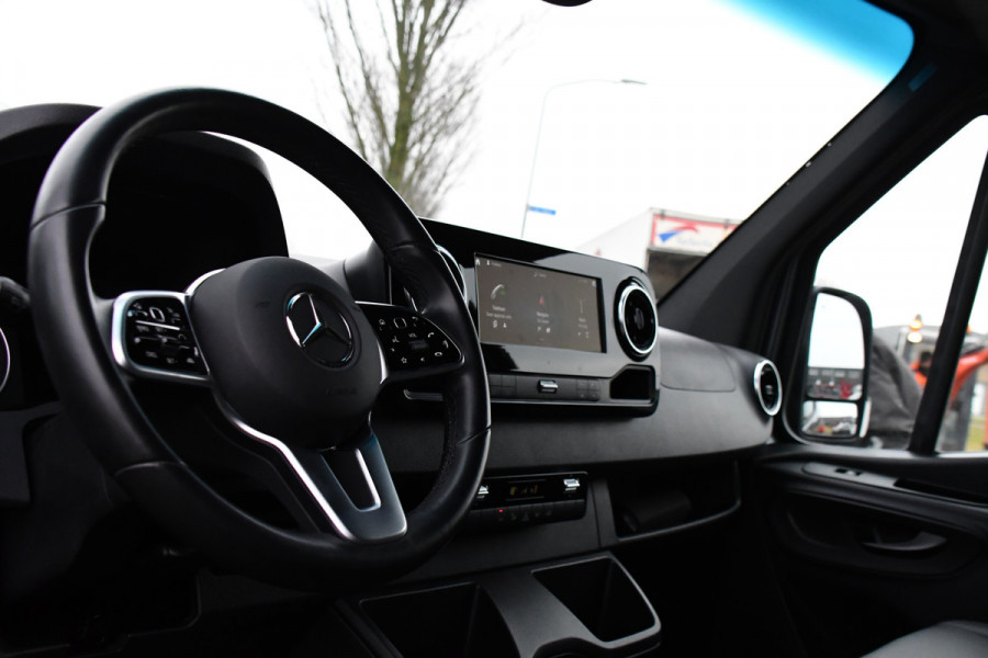 Mercedes-Benz Sprinter 317 1.9 CDI L2H2 RWD PB Edition Luchtvering, Adaptieve Cruise, 360 Camera, Carplay, Stoelverwarming, LED, 170pk, Automaat, Trekhaak, Uniek!
