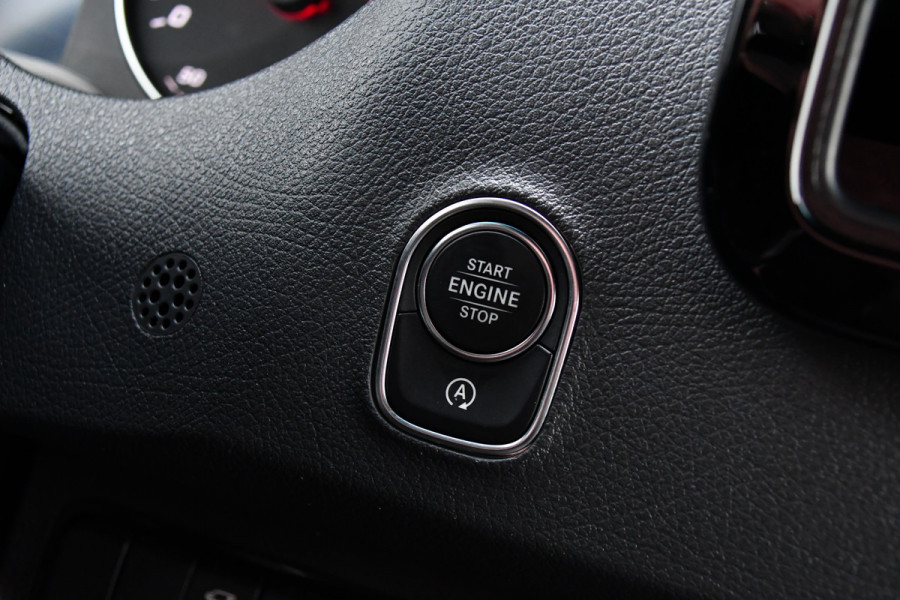 Mercedes-Benz Sprinter 317 1.9 CDI L2H2 RWD PB Edition Luchtvering, Adaptieve Cruise, 360 Camera, Carplay, Stoelverwarming, LED, 170pk, Automaat, Trekhaak, Uniek!